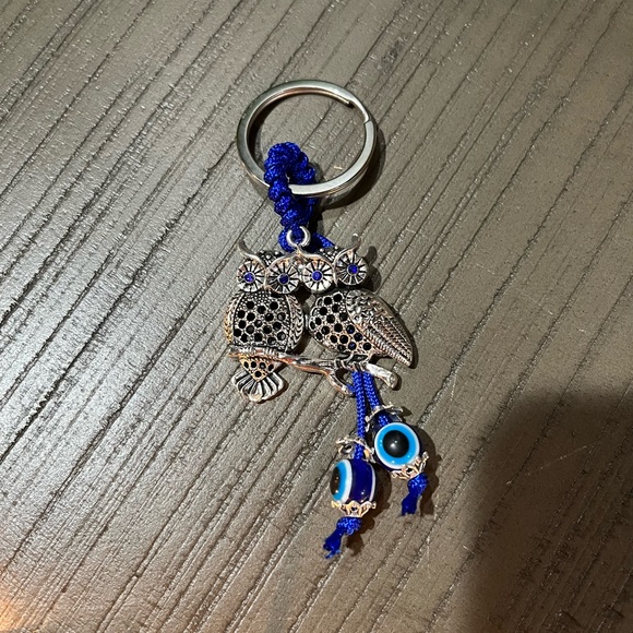 Colbolt Blue And Silver 2 Owl Evil Eyes Key Chain - Picture 3 of 4